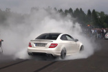 Burnout-Video: Mercedes C63 AMG Coupé lässt es qualmen: Filmische Dokumentation: So gibt man extrem  Gummi!