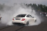 Burnout-Video: Mercedes C63 AMG Coupé lässt es qualmen: Filmische Dokumentation: So gibt man extrem  Gummi!