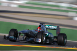 Wie schnell ist der neue Silberpfeil wirklich?: Formel 1 Tests in Valencia: Michael Schumacher fährt 100 Runden aber nur mäßige Zeiten
