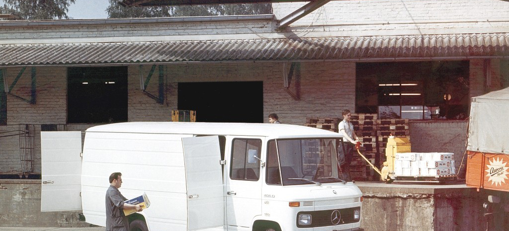 Vor 45 Jahren Mercedes Benz L406 D Und L408 20jahrige Transportgeschichte Eine Klasse Fur Sich Dusseldorfer Grosstransporter Von 3 5 Bis 6 5 Tonnen Bis Hin Zum Bus Classic Mercedes Fans Das