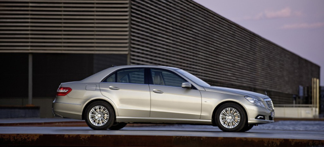 Mercedes-Benz E-Klasse: Ab sofort mit neuen Technikfeatures :