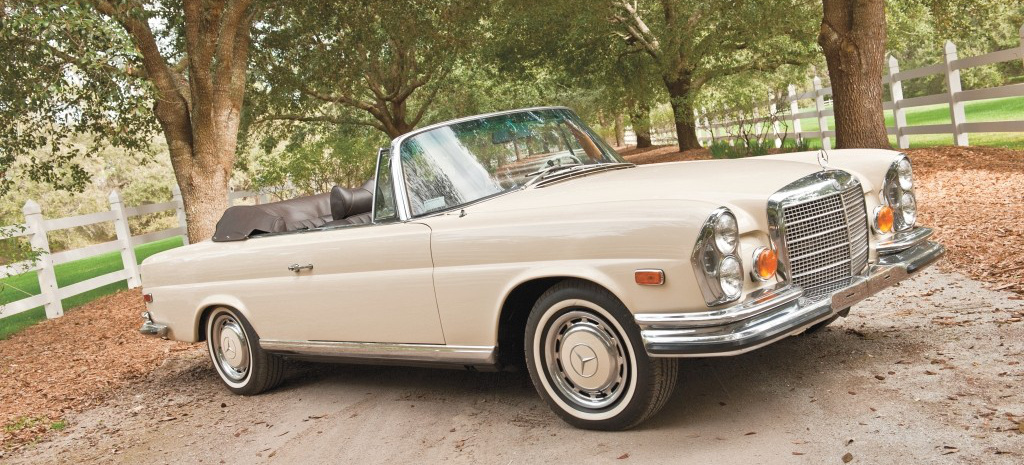 Fruhlingserwachen 1971 Mercedes Benz 280se 3 5 Cabriolet Einer Der Letzten Handgefertigten Mercedes Benz Classic Mercedes Fans Das Magazin Fur Mercedes Benz Enthusiasten