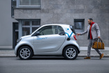 Car-Sharing: Mercedes steigt aus: BMW und Mercedes wollen SHARE NOW an Stellantis verkaufen