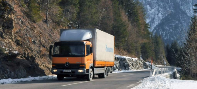 Ausweitung der Lkw-Maut für gewerblichen Güterkraftverkehrs ab 3,5 t: Beschlußsache: Maut-Ausweitung gilt nicht für Handwerkerfahrzeuge