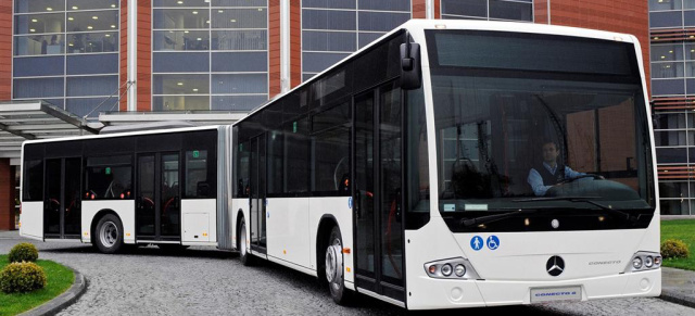 Mercedes Busse machen Istanbul mobil: Daimler gewinnt Ausschreibung für Erneuerung der Bus-
flotte des Istanbuler Nahverkehrsunternehmens Istanbul Electricity, Tramway and Tunnel General Management (IETT)