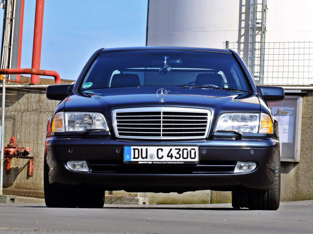 Kultivierte Sportlichkeit Mercedes Benz C43 W202 Keiner Fur Alle Der 98er C43 Amg Ist Ein Sportwagen Fur Kenner Mit Dem Hang Zum Understatement Auto Der Woche Mercedes Fans Das Magazin Fur