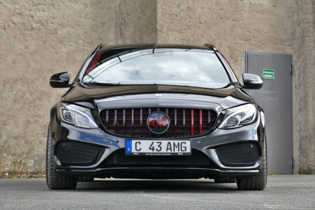 Schön-Geist: Mercedes-AMG C43 S205: The dark star rises - Auto der Woche -  Mercedes-Fans - Das Magazin für Mercedes-Benz-Enthusiasten