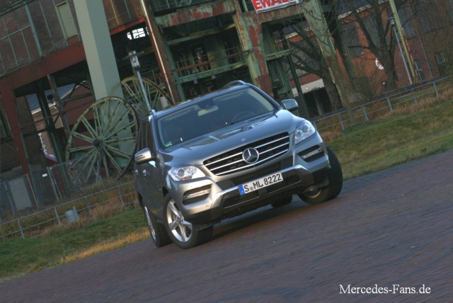 Fahrbericht: Mercedes-Benz ML 350 BlueTec 4Matic: Ein echter Blickfang:  Dritte Generation der Mercedes-Benz M-Klasse im Test von  -  Sternstunde - Mercedes-Fans - Das Magazin für Mercedes-Benz-Enthusiasten