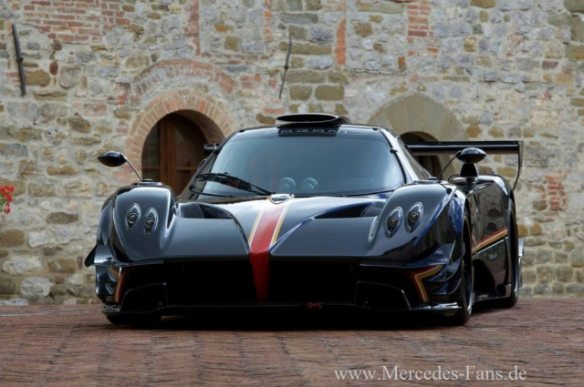 Mercedes Amg Power Inside Neues Supercar Pagani Zonda