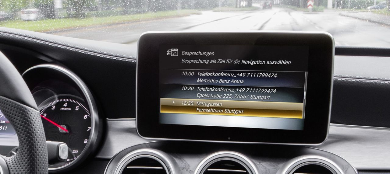 Neue Mercedes me connect Dienste Das Auto wird zum