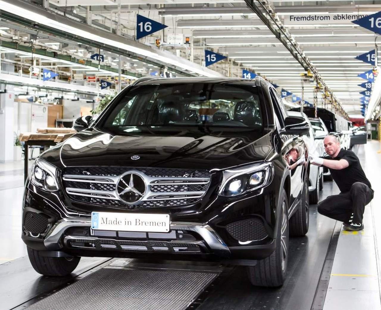 Mercedes-Benz Werk Bremen: Blick hinter die Kulissen: Neue ...