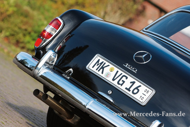 Und es hat “Booms” gemacht: Mercedes 180 Power-Ponton: Klassiker mit  moderner Technik oder nicht vielleicht doch ein „modernes“ Auto mit alter  Karosse? - Auto der Woche - Mercedes-Fans - Das Magazin für