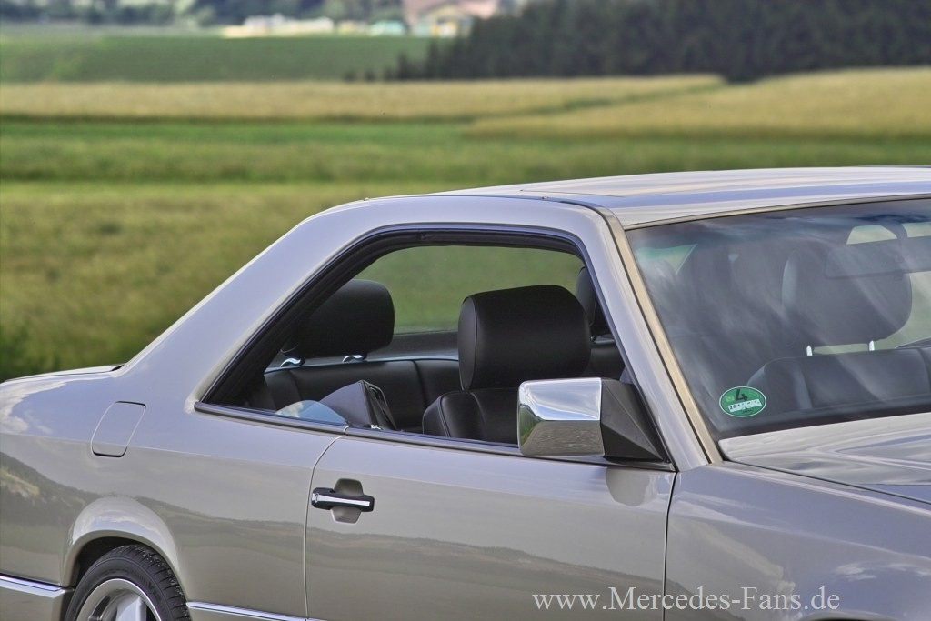 Mercedes 300CE: Attraktive Ansichtssache (C124): 90er Coupé in Bestform