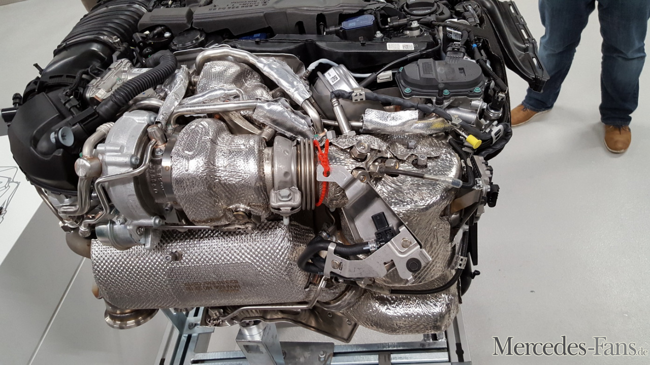 Die neuen ReihenSechszylinder sind da MercedesBenz startet umfassende MotorenOffensive