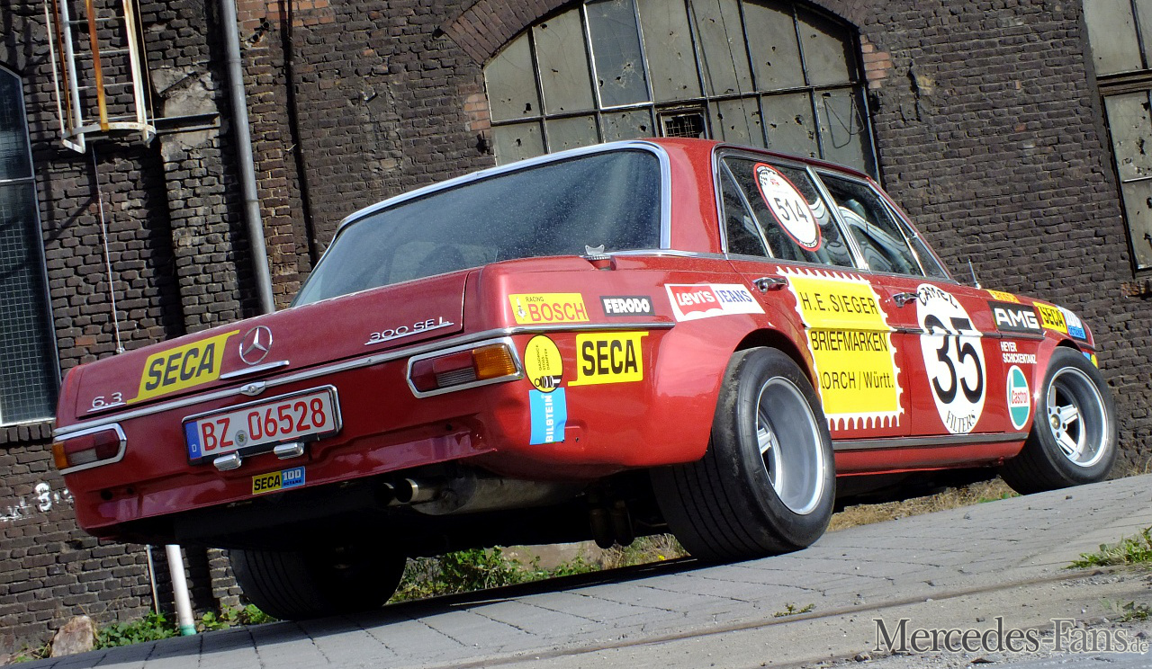 Die Rote Sau genießt ihren Legendenstatus: Mercedes-Benz 300 SEL AMG 6,8 – Nur etwas für harte ...