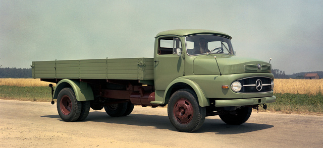 Welterfolg mit kurzer Haube: Vor 60 Jahren: Mercedes-Benz Lastwagen-Premiere  - Classic - Mercedes-Fans - Das Magazin für Mercedes-Benz-Enthusiasten