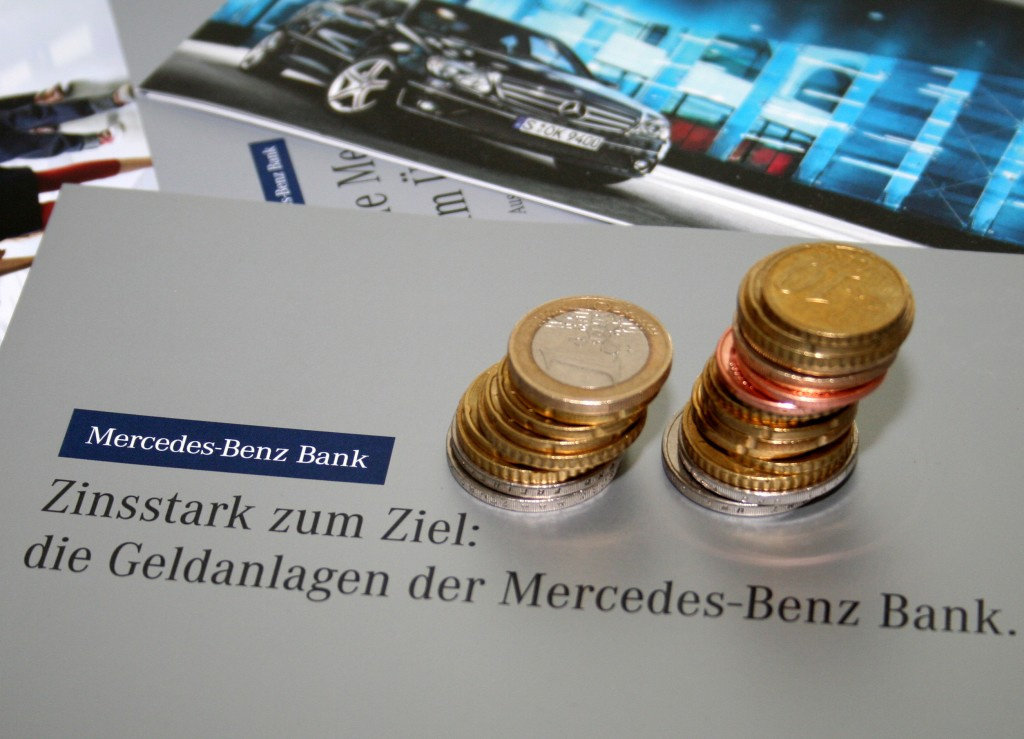 Doppelsieg der Mercedes-Benz Bank bei automobilen ...