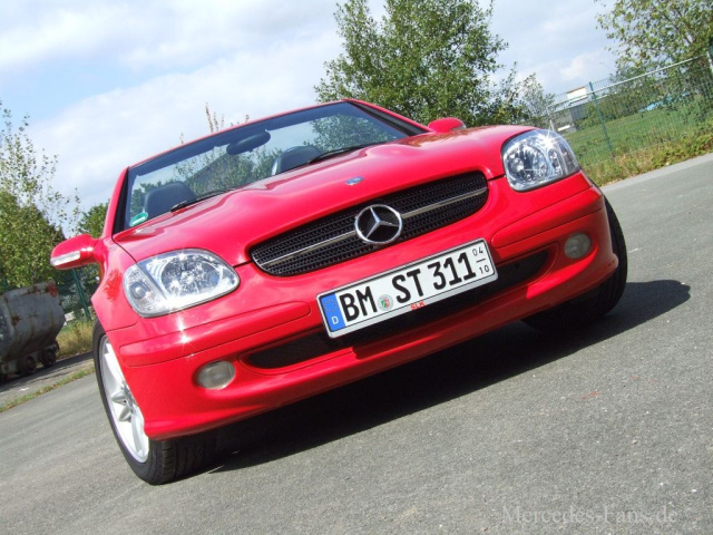 Let the sunshine in!: Am Steuer eines 2002er Mercedes SLK Kompressor (R170)  geht die Sonne auf - Auto der Woche - Mercedes-Fans - Das Magazin für  Mercedes-Benz-Enthusiasten