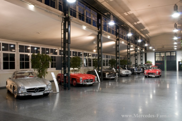 Die Erste Adresse Fur Mercedes Benz Klassiker Das Mercedes Benz Classic Center Happy Birthday Fellbach Vor 20 Jahren Eroffnete Die Erste Niederlassung Fur Klassische Mercedes Benz Classic Mercedes Fans Das Magazin Fur Mercedes Benz Enthusiasten