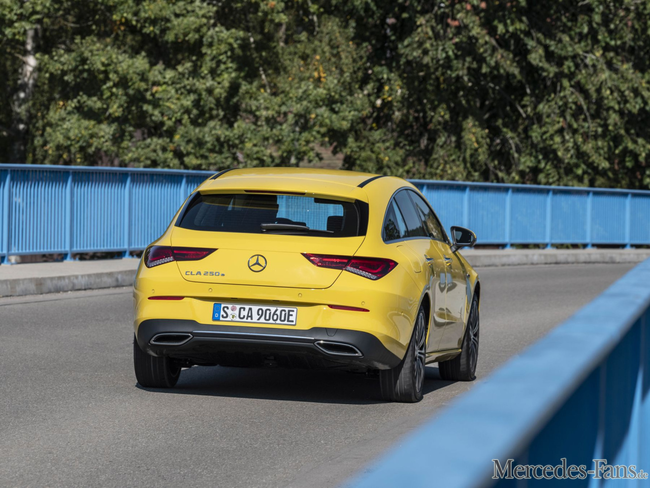 Fahrbericht MercedesBenz CLA 250e Shooting Brake Stern. Strom