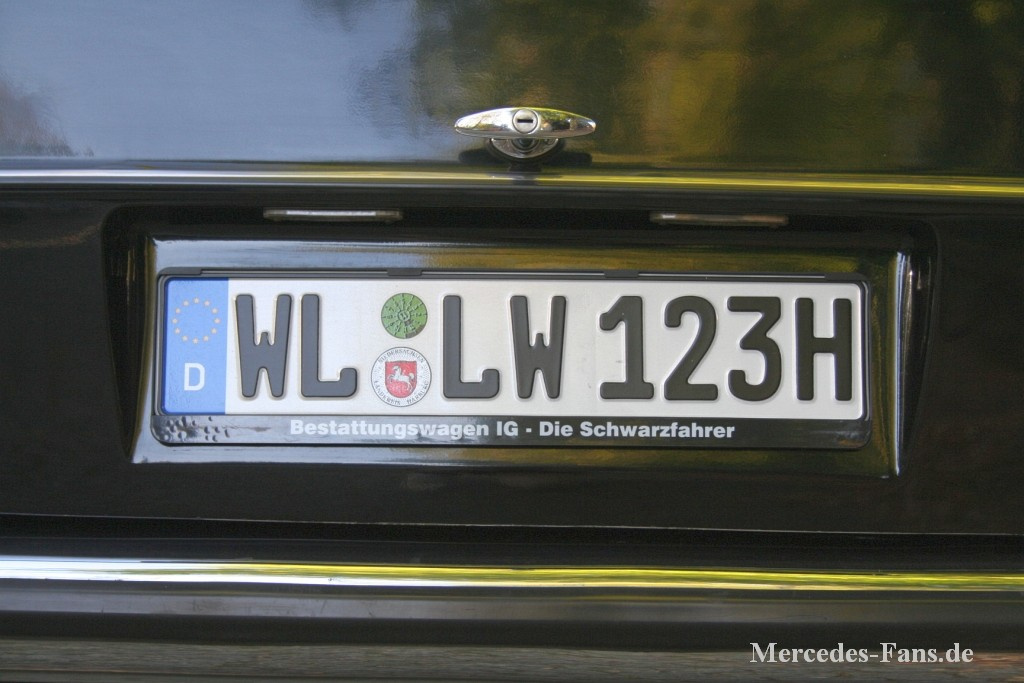 Das Letzte Auto Ist Immer Ein Kombi Der letzte Wagen ist immer ein Kombi - 1980er Mercedes-Benz 230